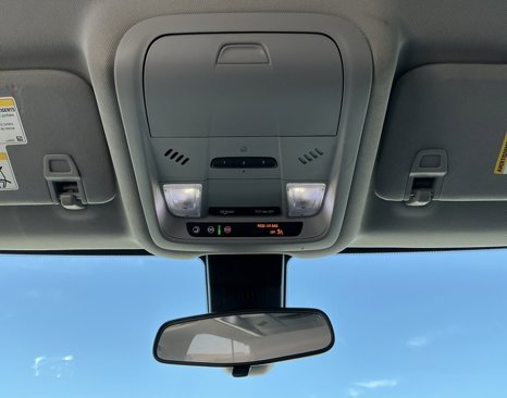 Used 2020 Chevrolet Equinox LT w/ Driver Convenience Package image 45