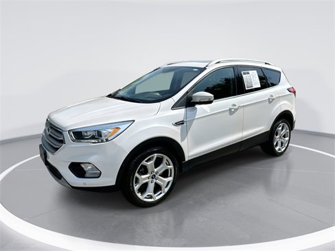 Used 2019 Ford Escape Titanium image 1