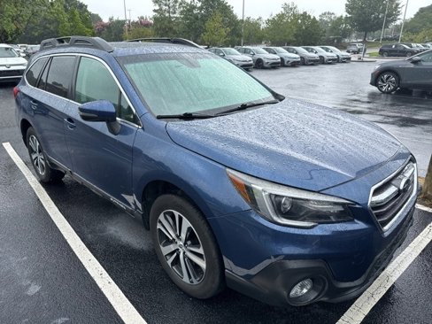 Used 2019 Subaru Outback 2.5i Limited image 1