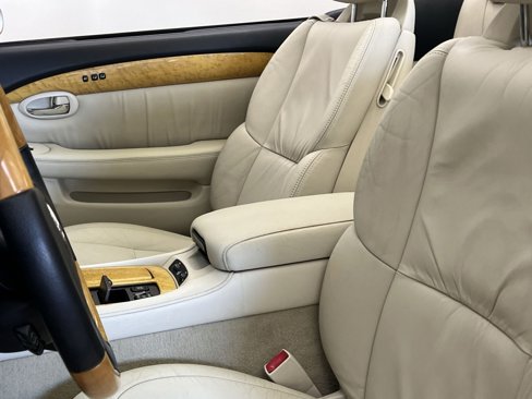 Used 2003 Lexus SC 430 Convertible image 20