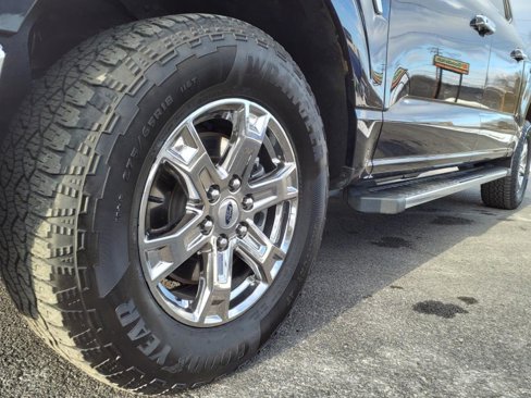Used 2021 Ford F150 Lariat image 9