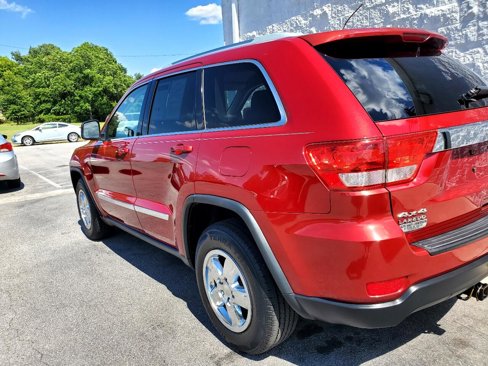 Used 2011 Jeep Grand Cherokee Laredo image 11