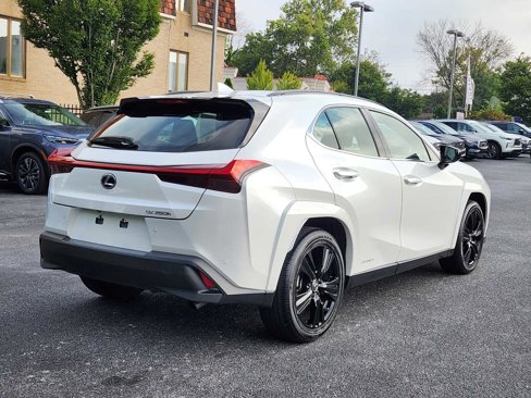 Used 2021 Lexus UX 250h w/ Premium Package image 4