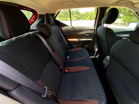 Used 2023 Nissan Kicks SR image 27