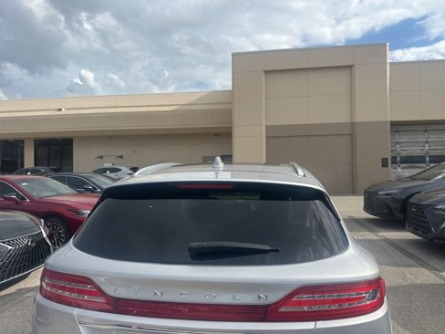 Used 2019 Lincoln MKC Reserve image 4