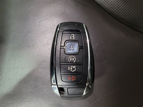 Used 2017 Lincoln MKC Select w/ Select Plus Package image 32
