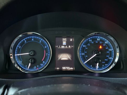 Used 2019 Toyota Corolla SE image 22