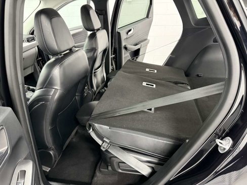 Used 2023 Ford Escape Platinum image 14