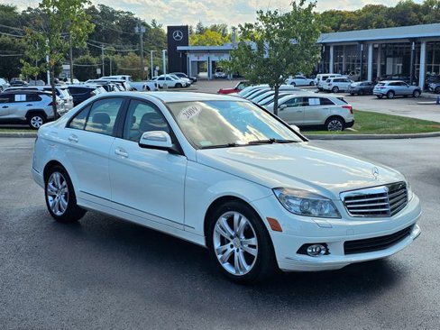 Used 2009 Mercedes-Benz C 300 4MATIC Sedan image 1