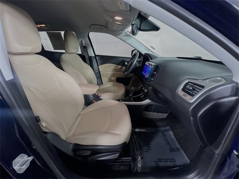 Used 2018 Jeep Compass Sport image 20