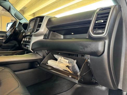 Used 2021 RAM 1500 Big Horn image 28