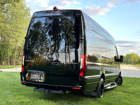 Used 2024 Mercedes-Benz Sprinter 3500 image 7