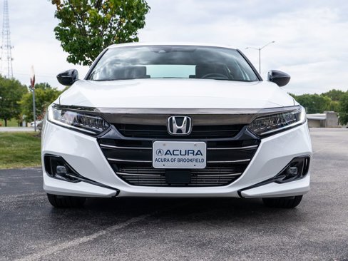 Used 2022 Honda Accord Sport image 3