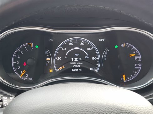 Used 2019 Jeep Grand Cherokee Altitude image 13