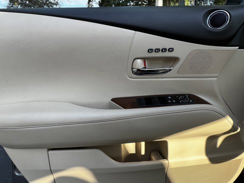 Used 2013 Lexus RX 450h FWD image 13