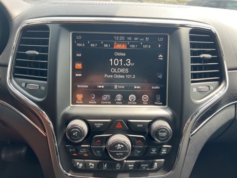 Used 2017 Jeep Grand Cherokee Summit image 14