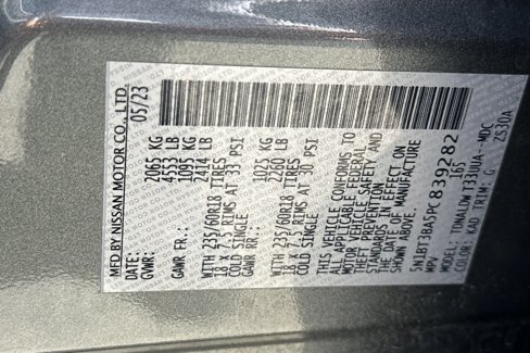 Used 2023 Nissan Rogue SV image 36