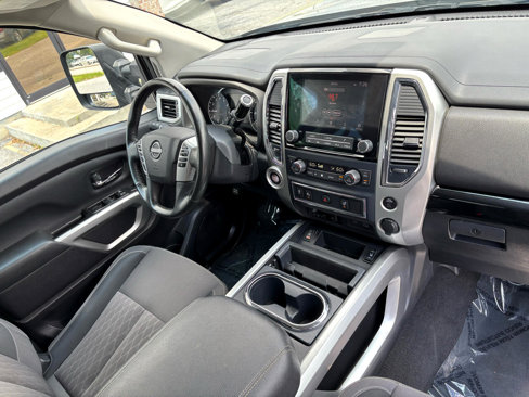 Used 2023 Nissan Titan SV w/ SV Utility Package image 12