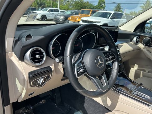 Used 2021 Mercedes-Benz GLC 300 image 10