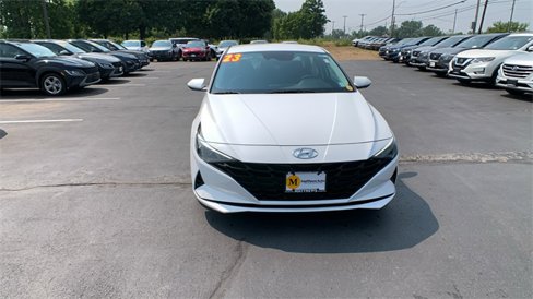 Used 2023 Hyundai Elantra SEL w/ Convenience Package image 8