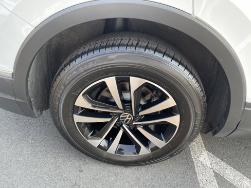 Certified 2024 Volkswagen Tiguan S image 12