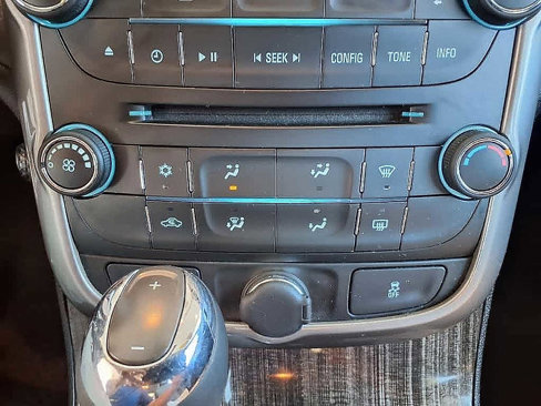 Used 2015 Chevrolet Malibu LT w/ Power Convenience Package image 15