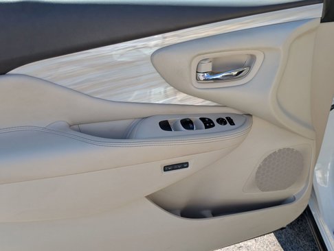 Used 2016 Nissan Murano Platinum w/ Platinum Technology Package image 14