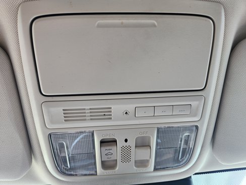 Used 2016 Honda CR-V Touring image 32