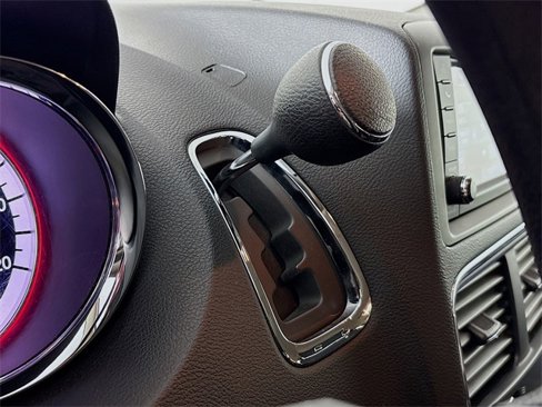Used 2019 Dodge Grand Caravan SE image 16