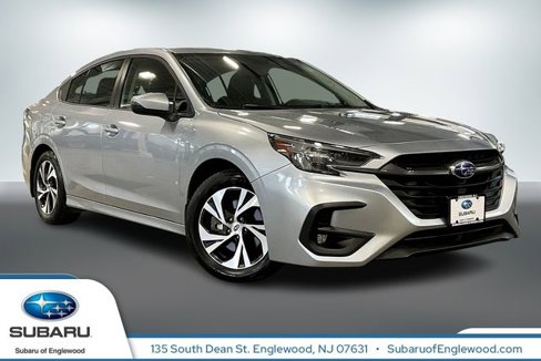 Used 2023 Subaru Legacy Premium image 1