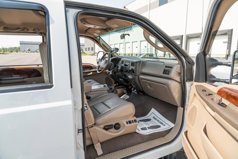 Used 2003 Ford F350 Lariat image 32