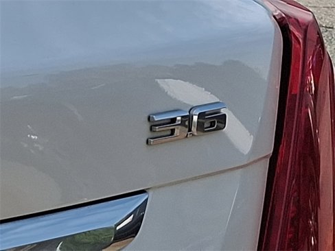 Used 2019 Cadillac XT5 Luxury image 38