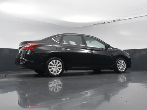 Used 2018 Nissan Sentra S image 21