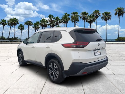 Used 2023 Nissan Rogue SV w/ SV Premium Package image 5