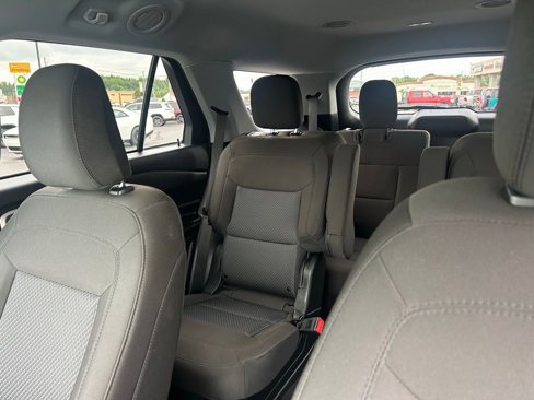 Used 2022 Ford Explorer XLT image 38