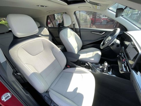Certified 2023 Kia Niro EX Touring image 14