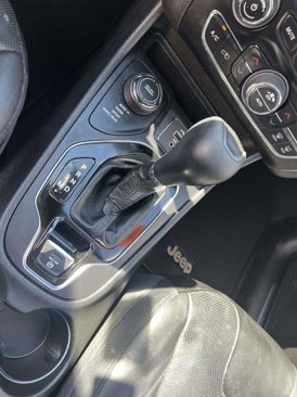 Used 2019 Jeep Cherokee Limited w/ Luxury Group image 20