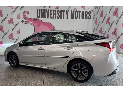 Used 2019 Toyota Prius XLE image 9