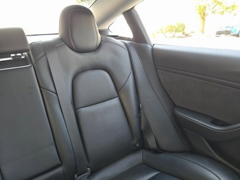 Used 2020 Tesla Model 3 Performance image 35