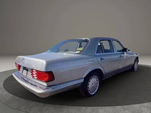 Used 1988 Mercedes-Benz 300 SE image 10