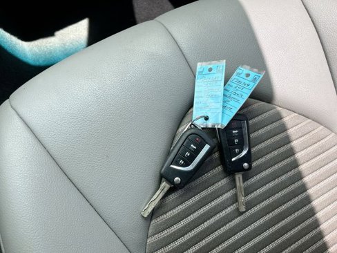 Used 2019 Toyota Camry SE image 23