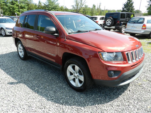 Used 2014 Jeep Compass Sport image 4