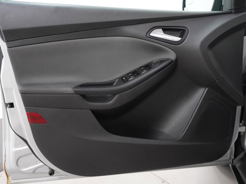 Used 2012 Ford Focus SE image 17