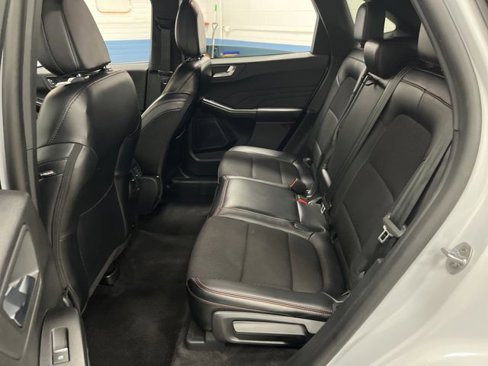 Used 2025 Ford Escape ST-Line Select image 28