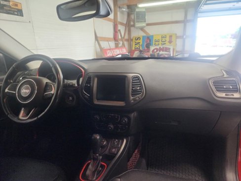 Used 2020 Jeep Compass Trailhawk w/ Leather Interior Group image 11