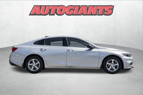 Used 2018 Chevrolet Malibu LS image 5