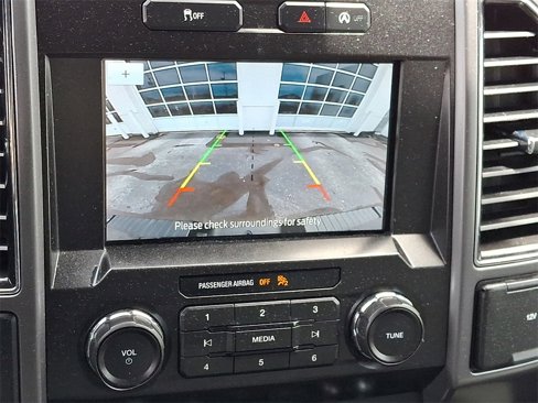 Used 2020 Ford F150 XLT image 4