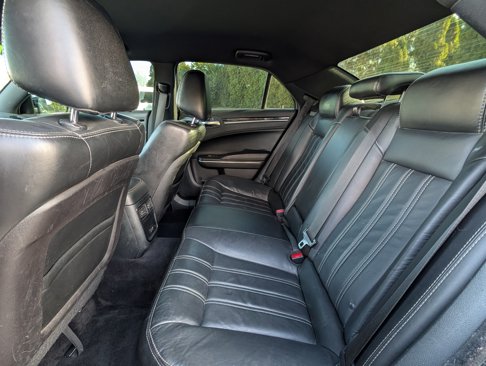 Used 2017 Chrysler 300 S image 21