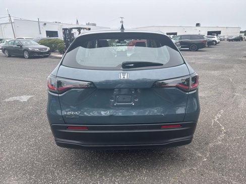 Used 2023 Honda HR-V LX image 5