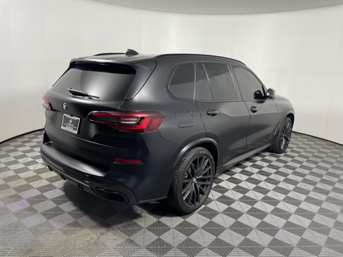Used 2022 BMW X5 xDrive40i w/ M Sport Package image 5